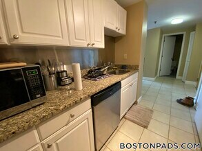 15 N Beacon St in Boston, MA - Building Photo - Building Photo
