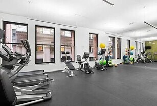 56 Pine St in New York, NY - Building Photo