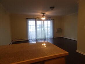 2-08 Beach 102nd St in Queens, NY - Building Photo - Building Photo