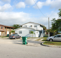 7321 NW 37th St Apartments