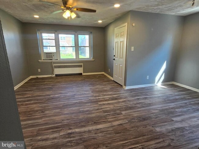 property at 934 Durard St