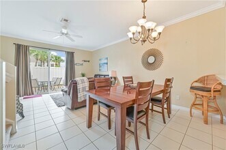 3613 Pine Oak Cir in Ft. Myers, FL - Building Photo - Building Photo