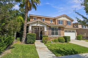 19639 Ellis Henry Ave in Santa Clarita, CA - Building Photo