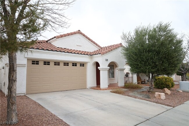 property at 1830 Vista Pointe Ave