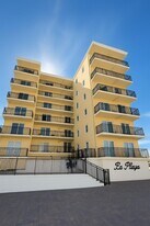 1815 N Surf Rd in Hollywood, FL - Building Photo