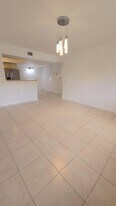 3640 N 56th Ave in Hollywood, FL - Building Photo
