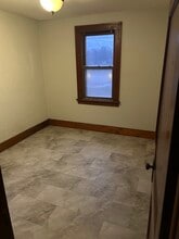 2119 N Underhill St in Peoria, IL - Building Photo - Building Photo