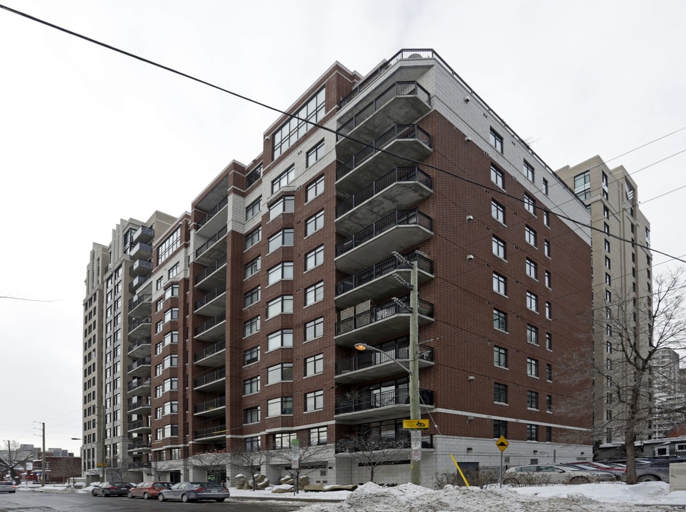 The Everett in Ottawa, ON - Building Photo