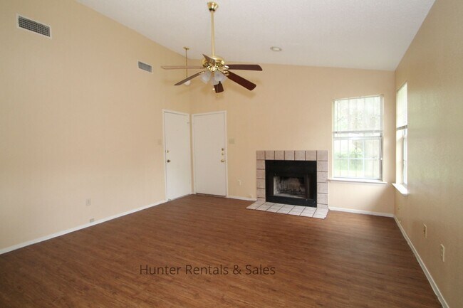 1703 Dickens Dr in Killeen, TX - Building Photo - Building Photo