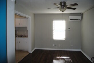 815 Shirley St in La Marque, TX - Building Photo - Building Photo