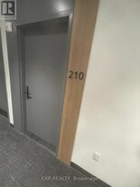 1600 James Naismith Dr in Ottawa, ON - Building Photo