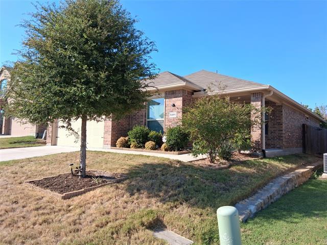 8205 Karole Dr in Fort Worth, TX - Building Photo - Building Photo