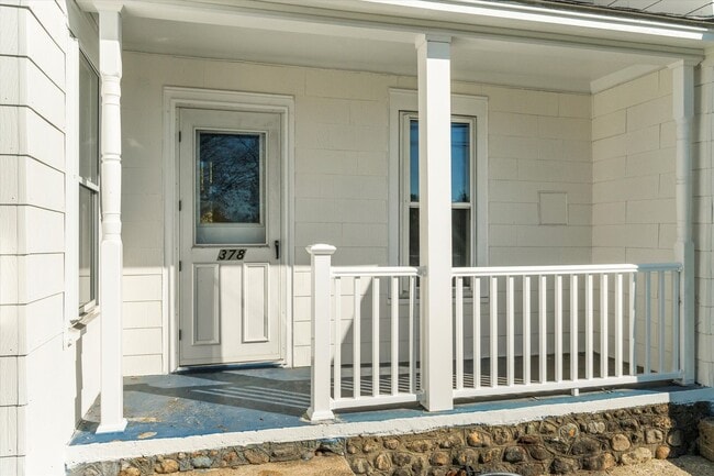 378 S Mammoth Rd in Manchester, NH - Building Photo - Building Photo