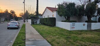 3304 N Mountain View Ave in San Bernardino, CA - Building Photo