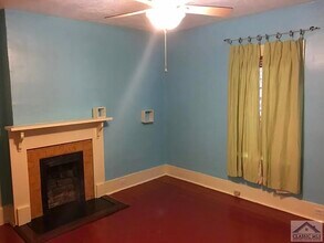 180 Wilkerson St in Athens, GA - Building Photo - Building Photo