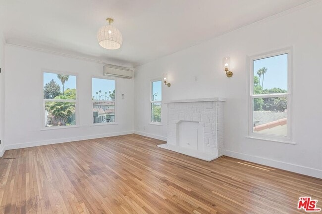 3429 Edgehill Dr in Los Angeles, CA - Building Photo - Building Photo