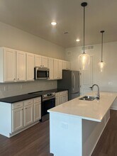 Farmville Lakes Apartments 605 in Auburn, AL - Foto de edificio - Interior Photo