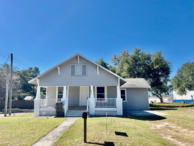 211 S Cornelia Ave in Lakeland, FL - Building Photo - Building Photo