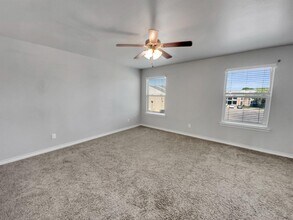 6040 24th St in Lubbock, TX - Building Photo - Building Photo