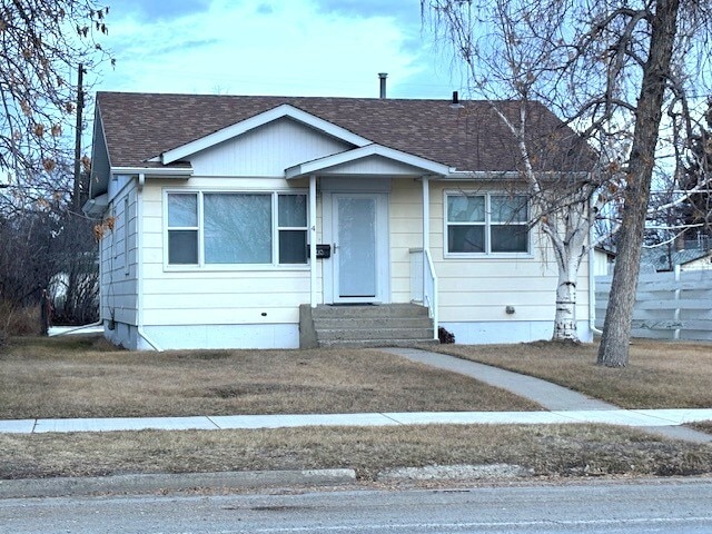 property at 4 N Main St