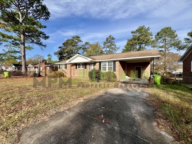 1217 Faraway Dr in Columbia, SC - Building Photo - Building Photo