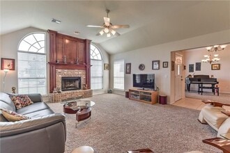 1925 Napa Valley Rd in Edmond, OK - Building Photo - Building Photo