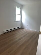 115 Ward St, Unit 1 in Wallingford, CT - Building Photo - Building Photo