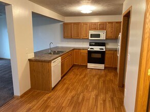 7250-7254 Dorchester Ct in Lincoln, NE - Building Photo - Building Photo