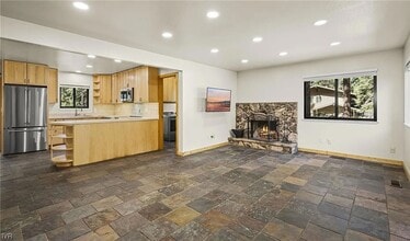 821 Oriole Way in Incline Village, NV - Building Photo - Building Photo