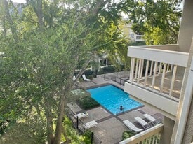 5310 Keller Springs Rd, Unit 133 in Dallas, TX - Building Photo