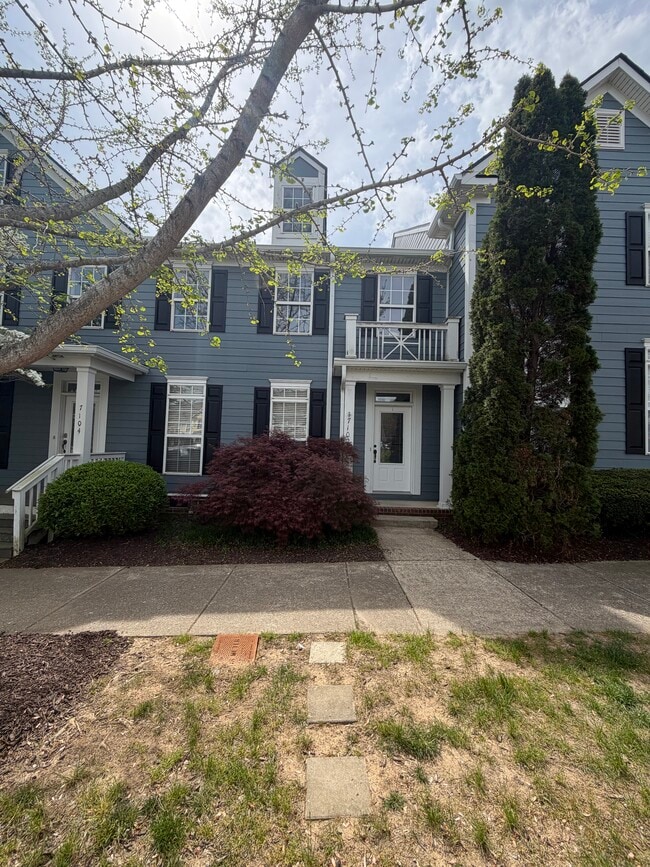 property at 7102 Lenox Village Dr