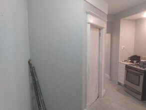 3864 W Girard Ave in Philadelphia, PA - Building Photo - Building Photo