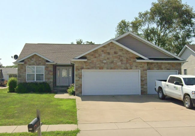 property at 417 DAHLIA