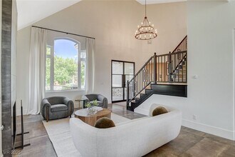 1266 Imperia Dr in Henderson, NV - Foto de edificio - Building Photo