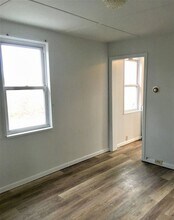 6206 Ira Way, Unit Unit Upper in Pittsburgh, PA - Building Photo - Building Photo