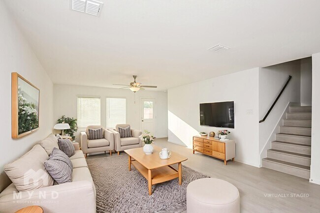 2716 Mistwood Dr in Fort Worth, TX - Foto de edificio - Building Photo