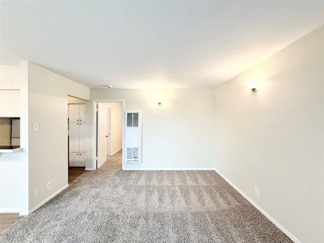property at 3629 N MacGregor Way
