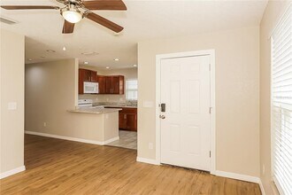 1012 Dunbar Ave in Sanford, FL - Building Photo - Building Photo