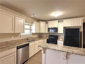 1010 Messina Way in Centerton, AR - Building Photo - Building Photo