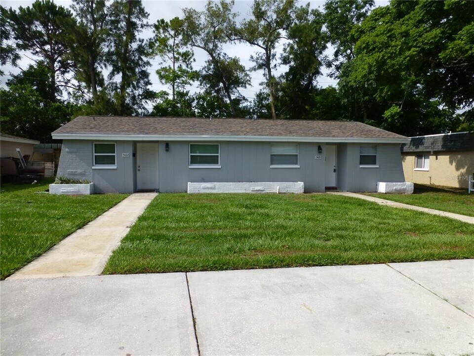 5420 Reef Dr in New Port Richey, FL - Building Photo