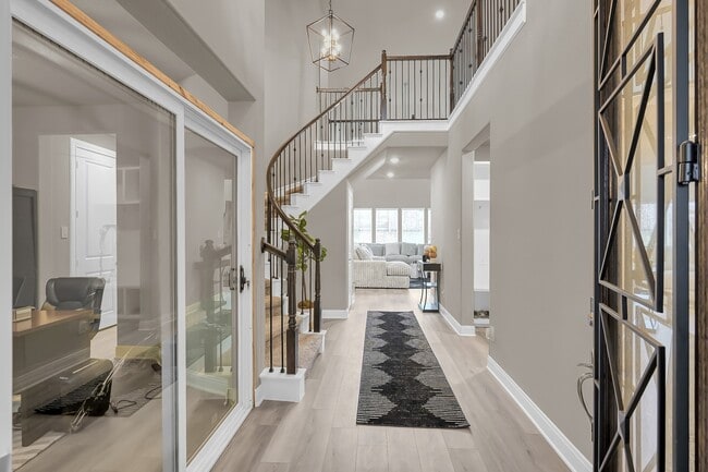 property at 1638 Shae Oak Ln