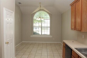 11708 Kenny Dr in Fort Worth, TX - Building Photo - Building Photo