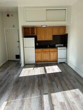 207 S 13th St, Unit 3rd Floor Rear in Philadelphia, PA - Building Photo - Building Photo