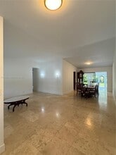 2430 SW 99th Ave in Miami, FL - Building Photo - Building Photo