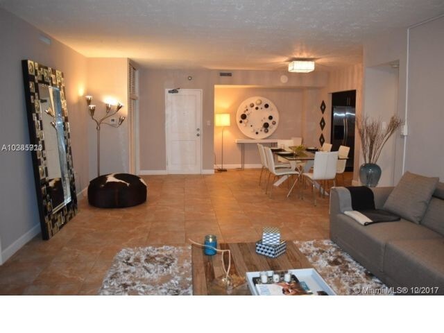 10185 Collins Ave-Unit -309A in Bal Harbour, FL - Building Photo - Building Photo