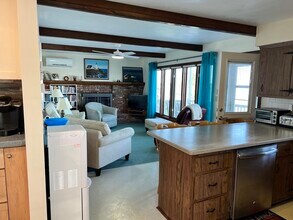 162R Pettey Ln in Westport, MA - Building Photo - Building Photo