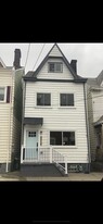214 Taylor St in Pittsburgh, PA - Building Photo