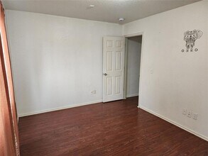 212 Cambridge Dr in Midwest City, OK - Building Photo - Building Photo