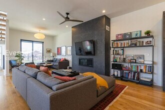 2599 Arapahoe St in Denver, CO - Building Photo - Building Photo