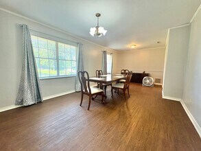 2700 Brentwood Dr in Tyler, TX - Building Photo - Building Photo